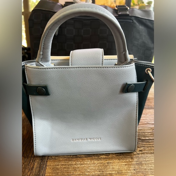 Danielle Nicole bag (PB2) - Picture 4 of 10